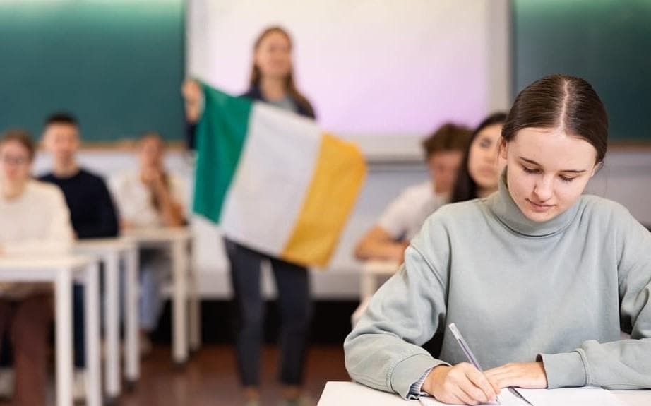 Viajes en Grupo desde Galicia a Irlanda: Cursos Junior en Derry - Imagen 6